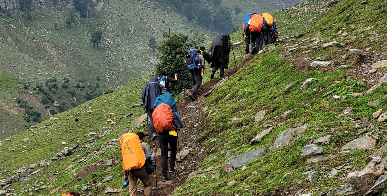 kashmir trekking